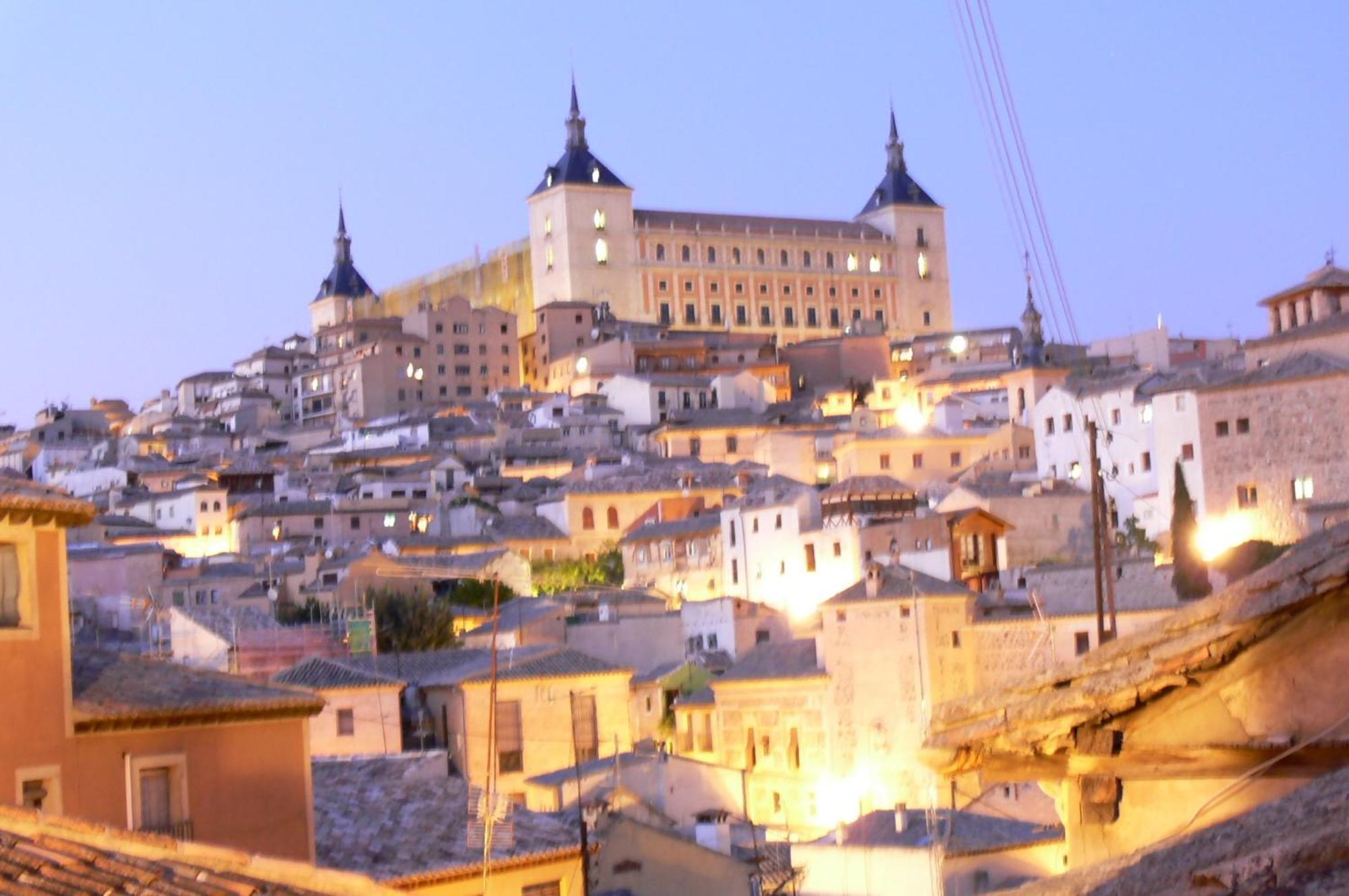 Apartamento Con Vistas Toledo Luaran gambar